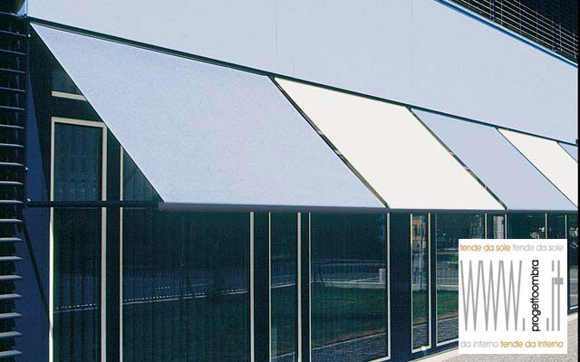 TENDE TECNICHE A BRACCI LATERALI DI PROGETTO OMRA MILANO PER INFORMAZIONI TELEFONARE A 0258315644